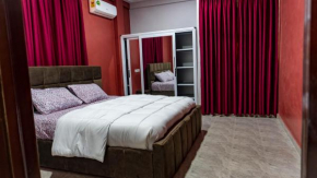 Opheboat Villa and Cuisine Services
